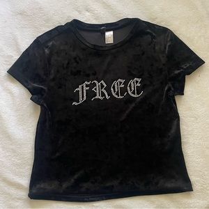Black free small Tee Women’s M